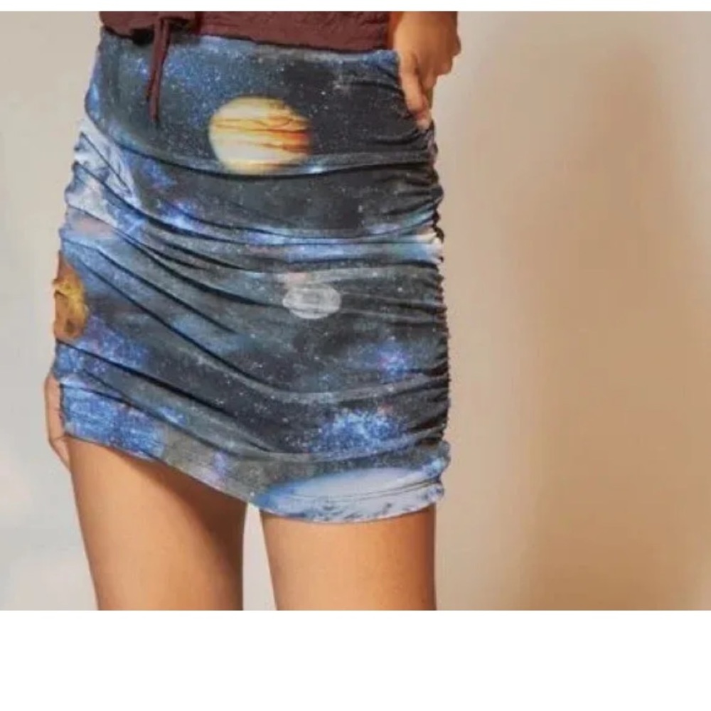 NWOT Urban Outfitters Blue Liza Ruched Galaxy Planet Mini Skirt, Size S